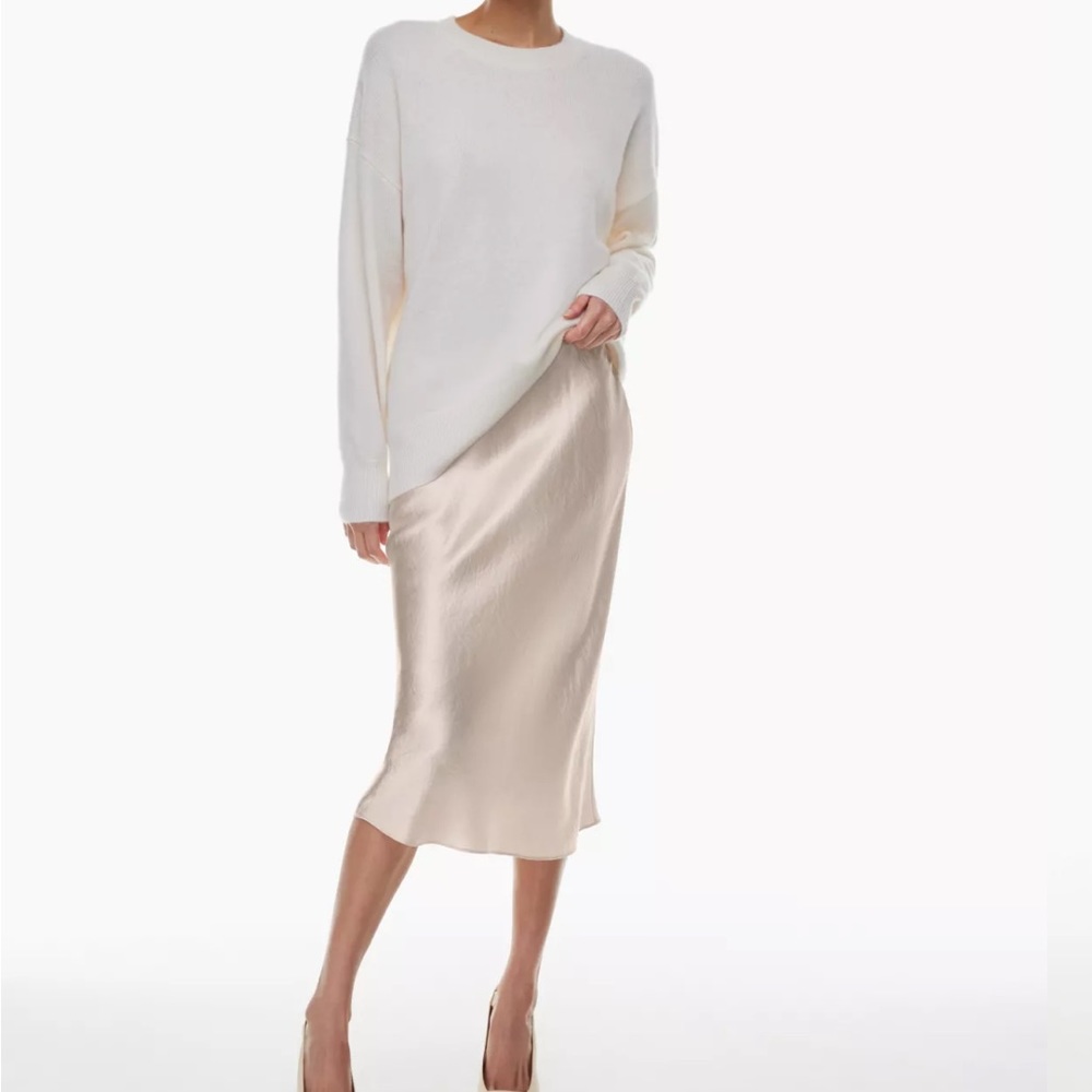 Aritzia MIDI slip skirt in Champagne